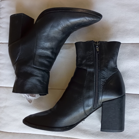 Tony Bianco Black Leather Ankle Boots_6 - Picture 6 of 12